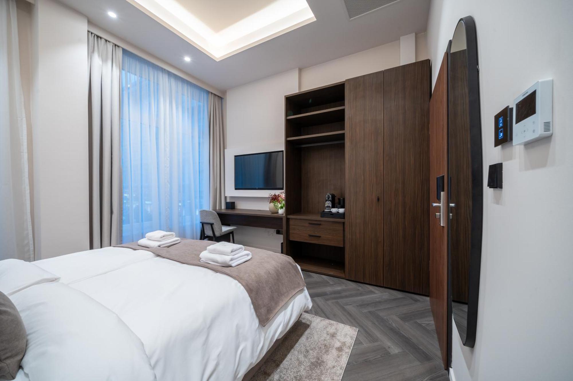 Damas Suites Budapest Ngoại thất bức ảnh