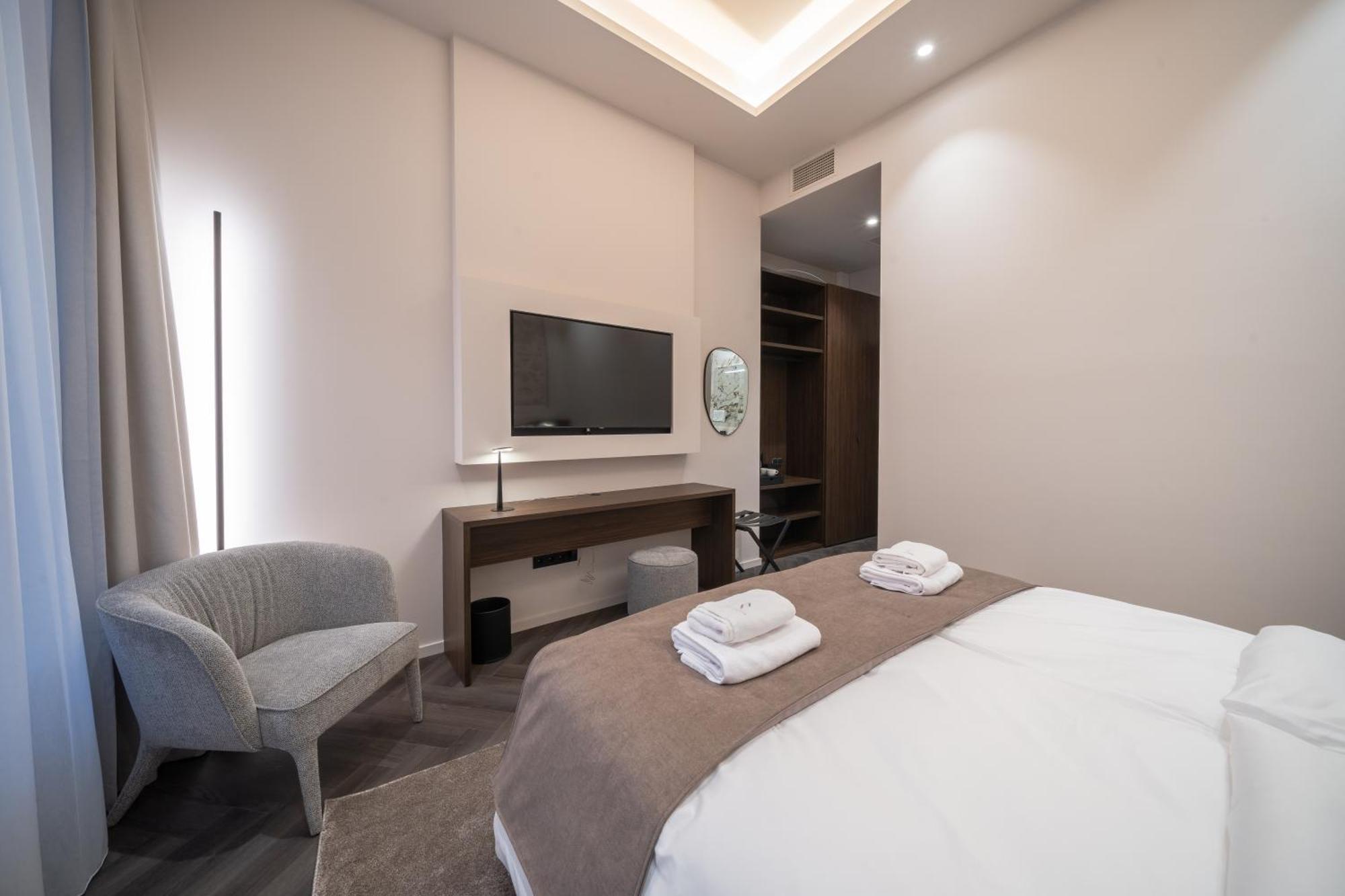 Damas Suites Budapest Ngoại thất bức ảnh