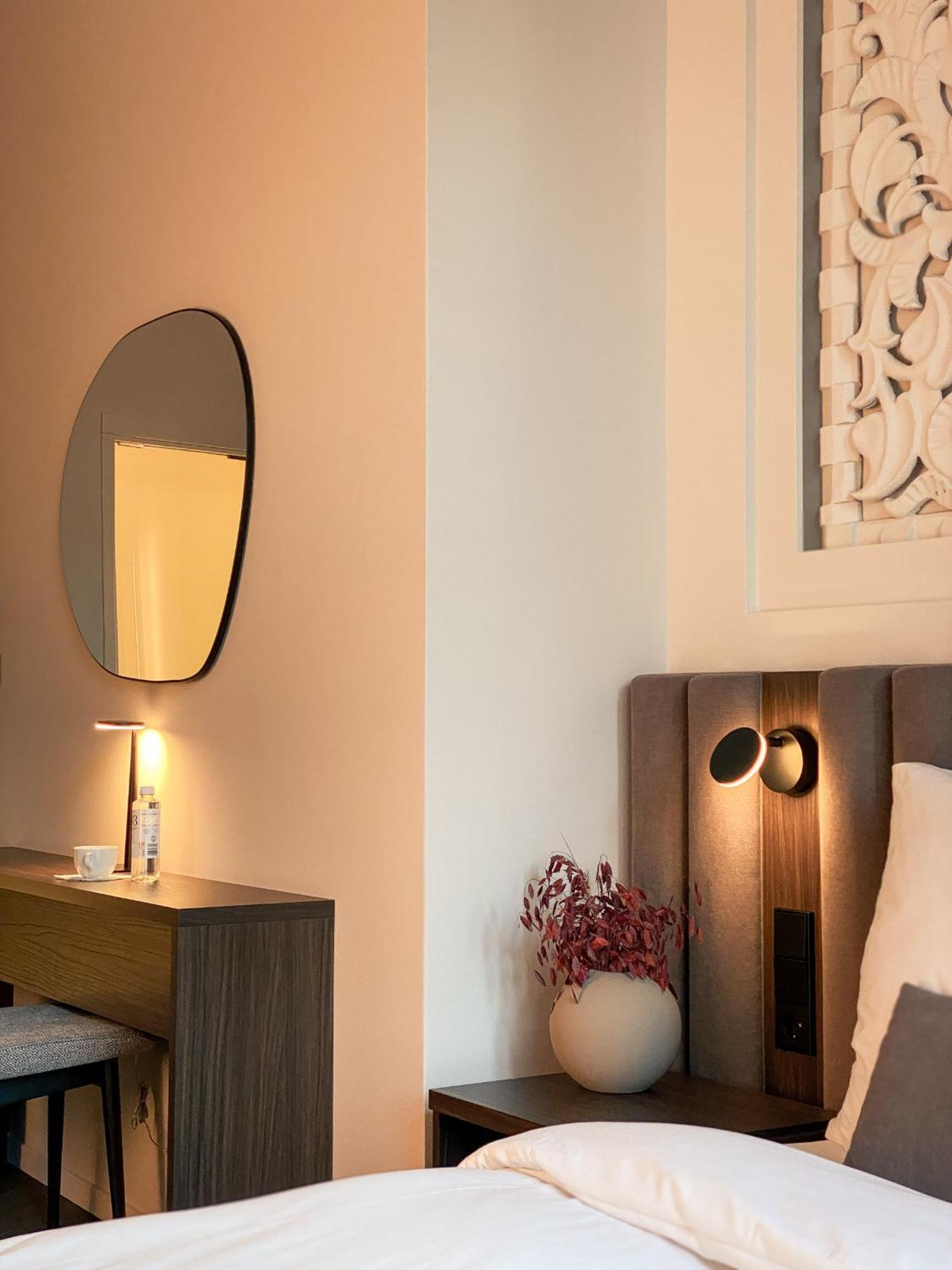 Damas Suites Budapest Ngoại thất bức ảnh